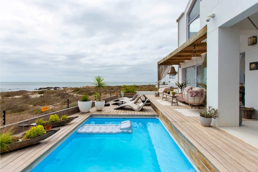 4 Bedroom Property for Sale in Sandy Point Western Cape